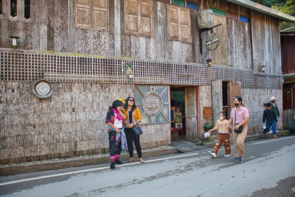 a famous coffee shop in mae kampong, thailand.